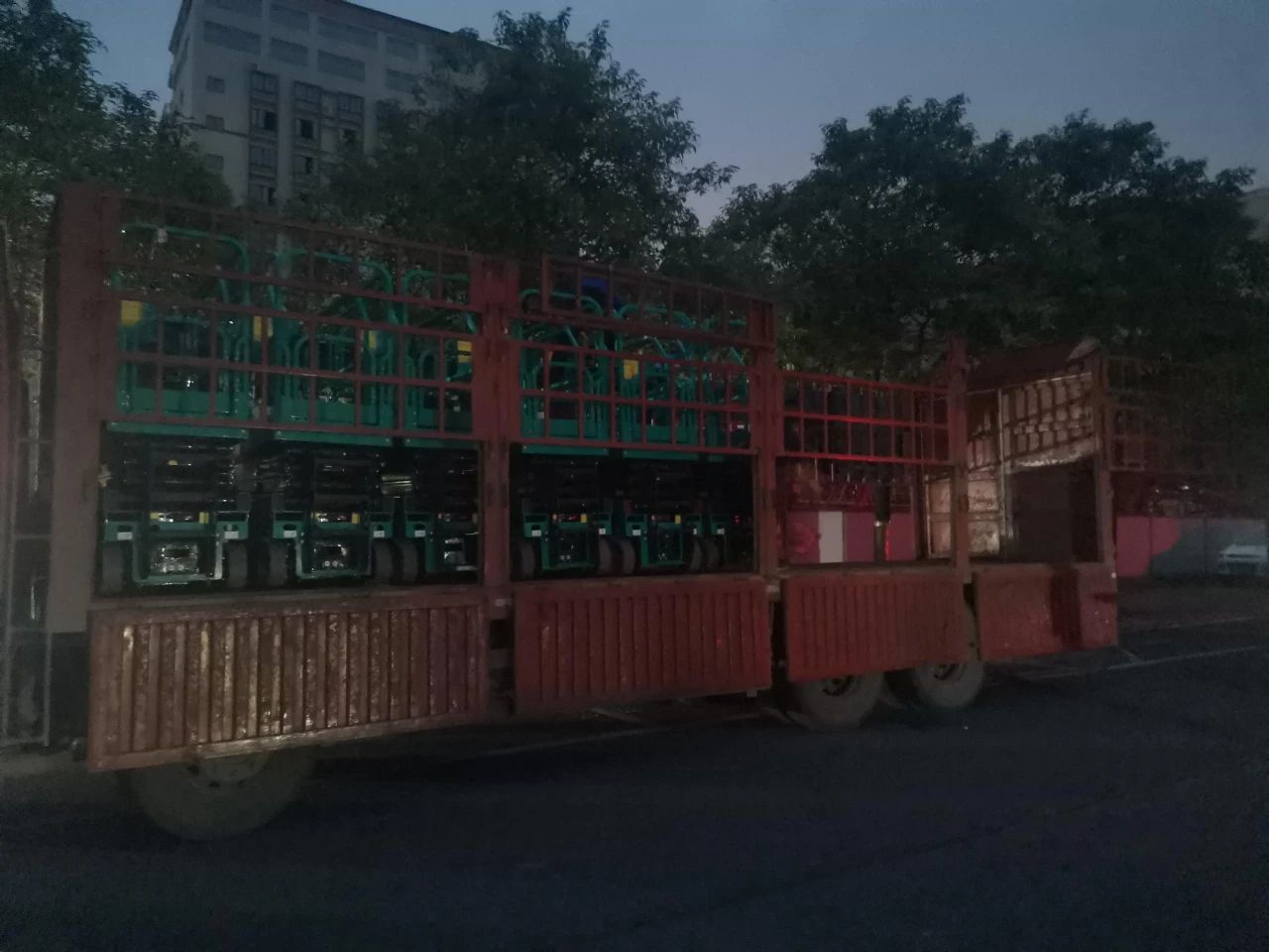 30小时，8个人，10台装备，威尼克斯wac5000说到做到！