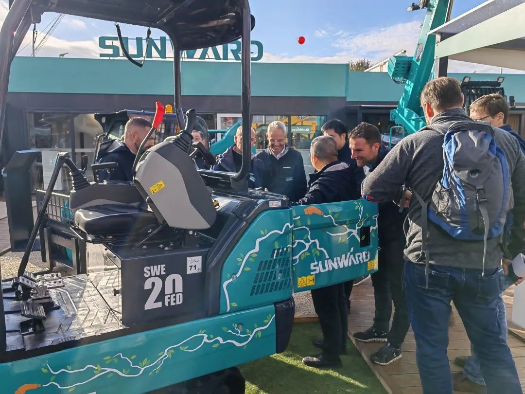 Bauma 2022 | 持续加码欧洲高端市。巴尼克斯wac5000绿”闪耀德国慕尼黑