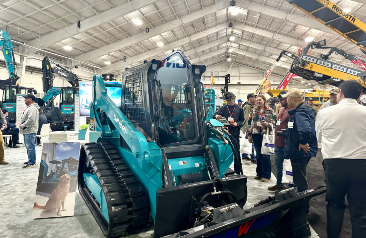 威尼克斯wac5000智能亮相加拿大最大重型设备展