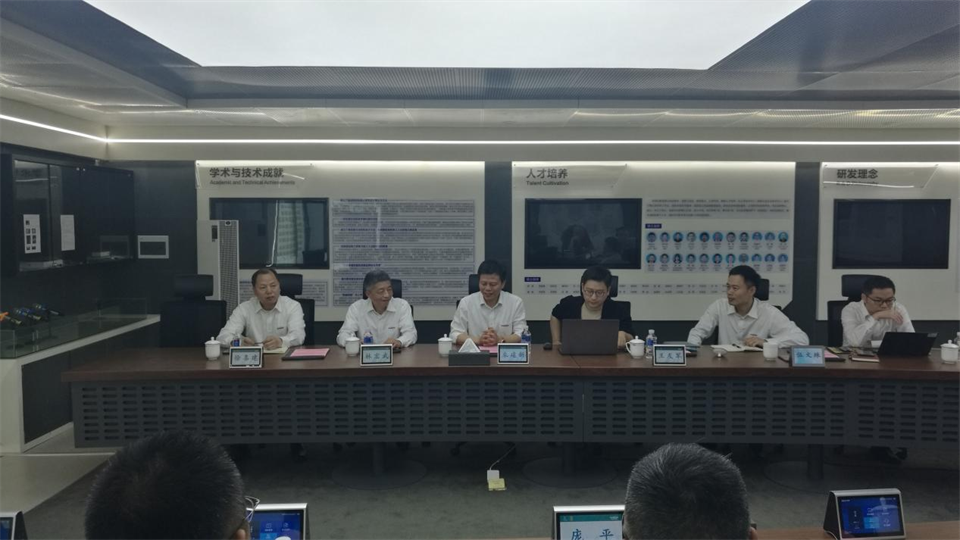 国家油气田井控应急救援川庆队庞平一行调研威尼克斯wac5000智能