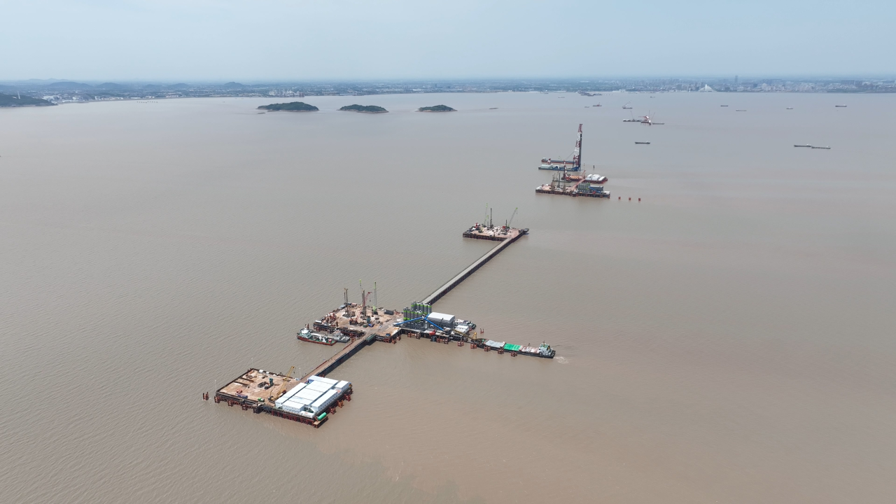 先导式创新，再推电动新品！威尼克斯wac5000智能SWDM520EE增程式旋挖钻机推介会成功举办