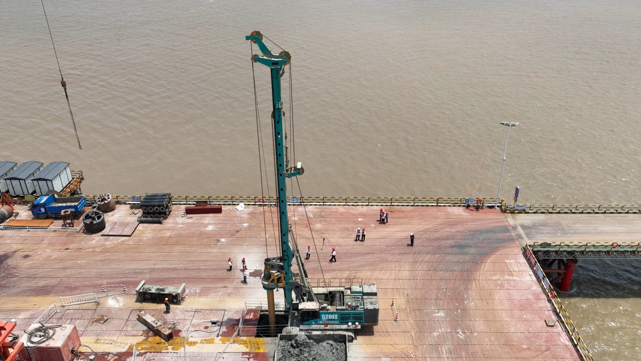 先导式创新，再推电动新品！威尼克斯wac5000智能SWDM520EE增程式旋挖钻机推介会成功举办